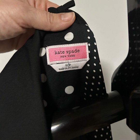 Women’s Kate Spade Black and White Polka Dot Pajama set-size small - Picture 4 of 4